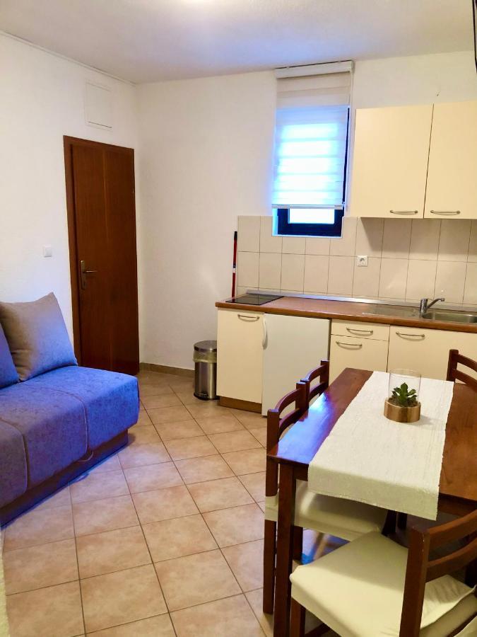מילנה Hotel B&B Chamberlain מראה חיצוני תמונה