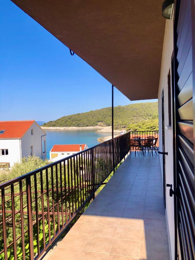 מילנה Hotel B&B Chamberlain מראה חיצוני תמונה