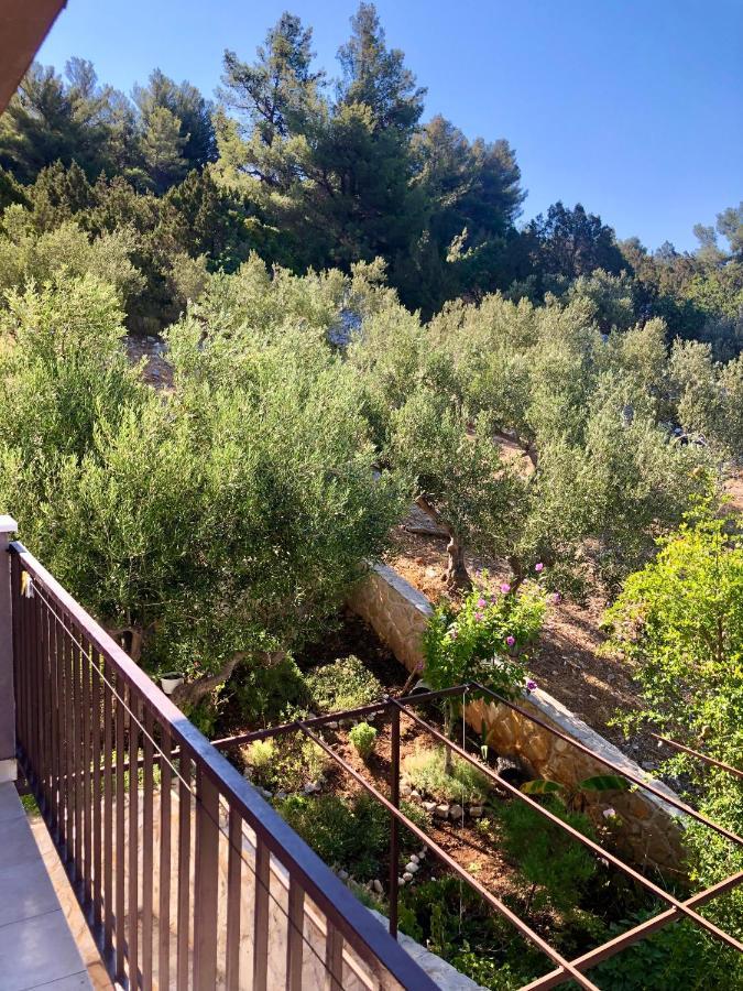 מילנה Hotel B&B Chamberlain מראה חיצוני תמונה
