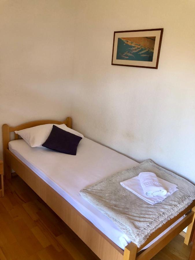 מילנה Hotel B&B Chamberlain מראה חיצוני תמונה