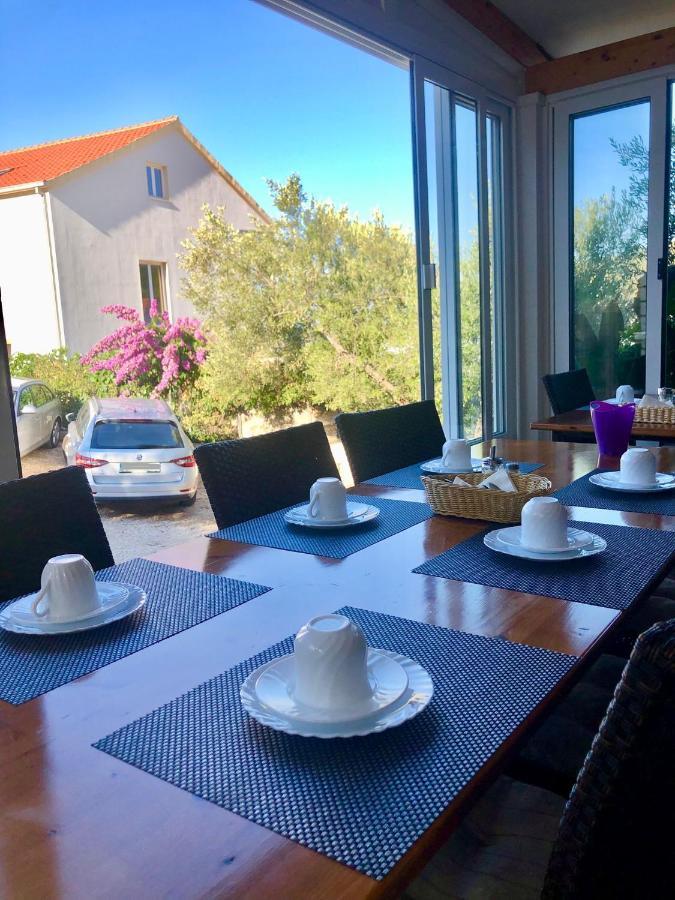 מילנה Hotel B&B Chamberlain מראה חיצוני תמונה
