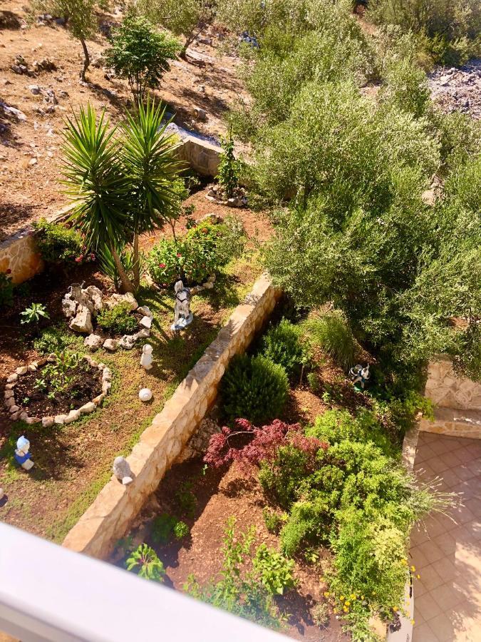 מילנה Hotel B&B Chamberlain מראה חיצוני תמונה