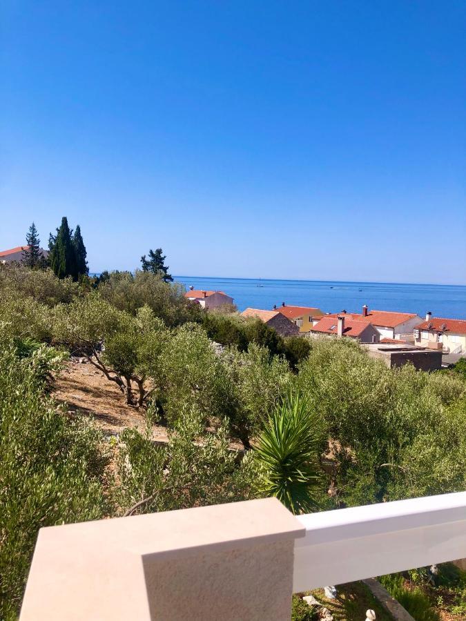 מילנה Hotel B&B Chamberlain מראה חיצוני תמונה