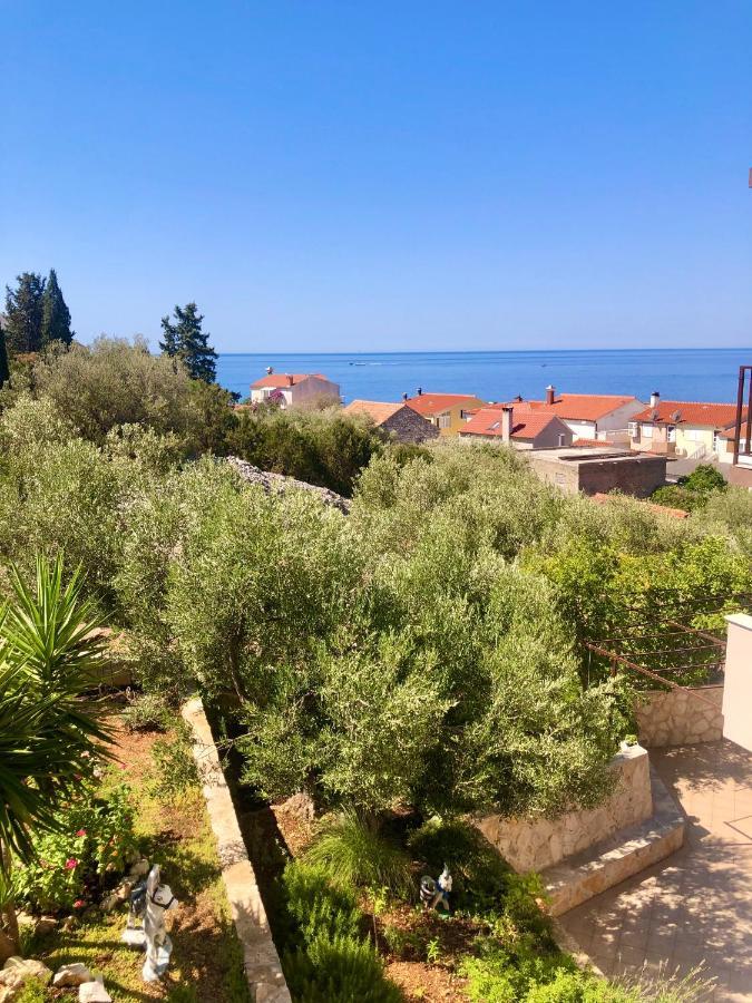 מילנה Hotel B&B Chamberlain מראה חיצוני תמונה