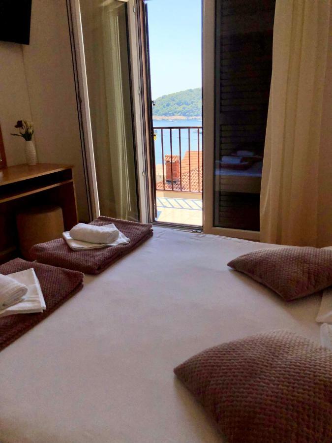 מילנה Hotel B&B Chamberlain מראה חיצוני תמונה